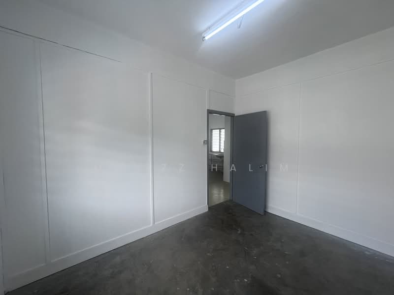 Flat for Sale at Flat Taman Alam Megah - Mu'izz Halim - PropertyGuru.com.my