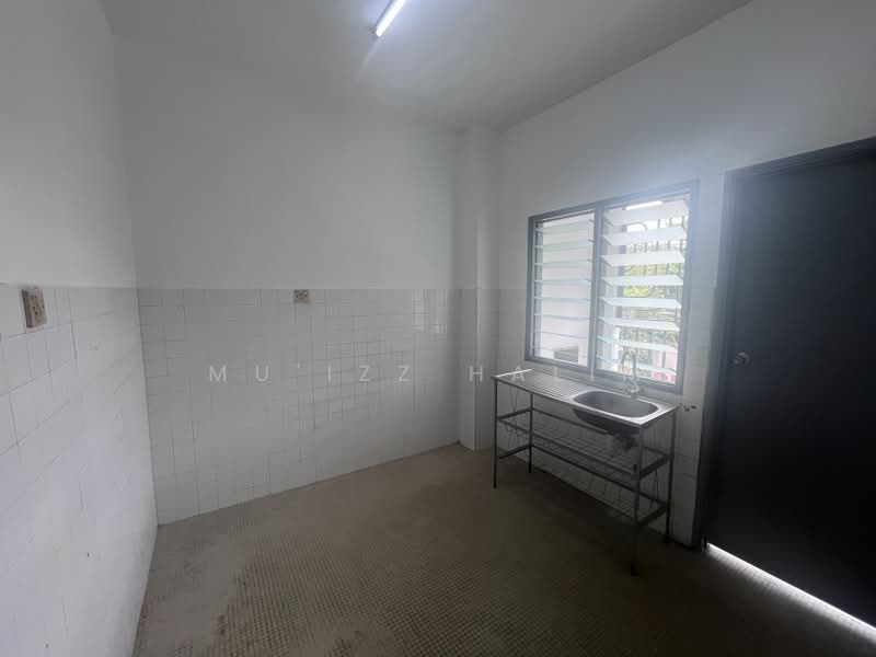 Flat for Sale at Flat Taman Alam Megah - Mu'izz Halim - PropertyGuru.com.my