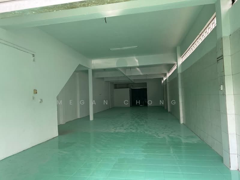 Shop for Rent in Taman Bukit Kuchai (Bandar Kinrara) - Megan Chong - Interior - PropertyGuru.com.my