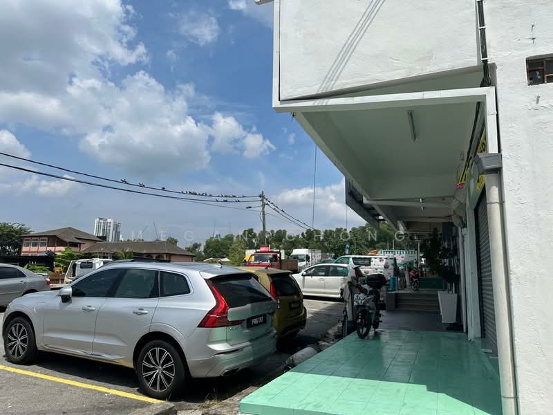 Shop for Rent in Taman Bukit Kuchai (Bandar Kinrara) - Megan Chong - Exterior - PropertyGuru.com.my