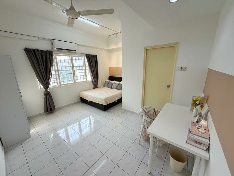 Condominium for Rent at Endah Ria - Yi Jun - Bedroom - PropertyGuru.com.my