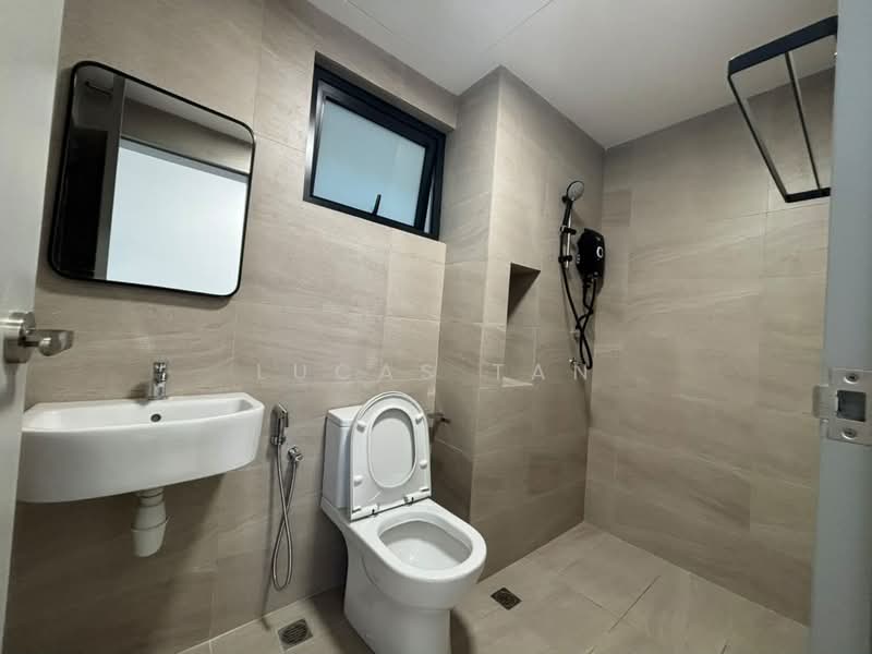 Kondominium untuk Disewa di Skyline KL - Lucas Tan - Bathroom - PropertyGuru.com.my