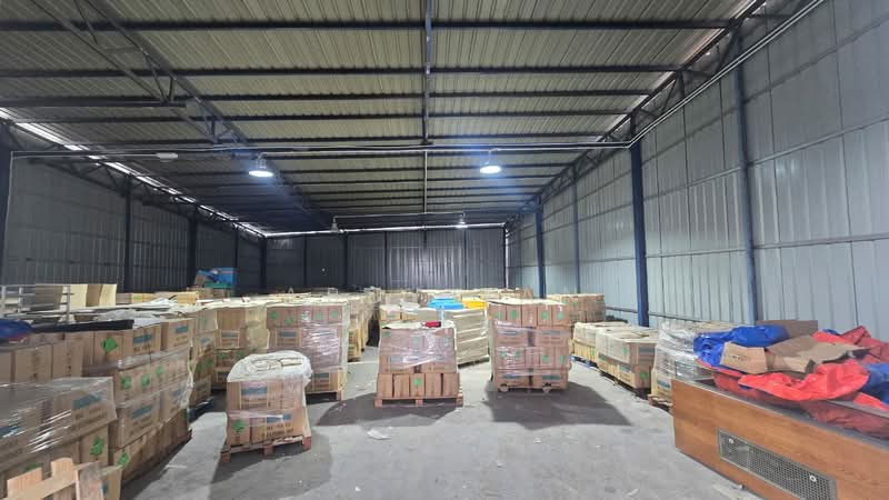 Semi-D Factory for Rent in Taman Industri Subang (Subang Jaya) - Abby Tan - Interior - PropertyGuru.com.my