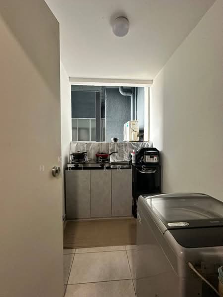 Service Residence for Sale at Setia City Residences - Keasavan Hari Krishnan - Kitchen - PropertyGuru.com.my