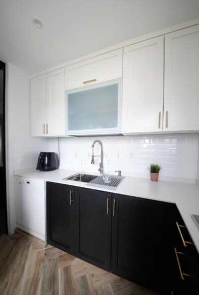 Service Residence for Sale at TriTower Residence @ Johor Bahru Sentral - Dennis Lee - Kitchen - PropertyGuru.com.my