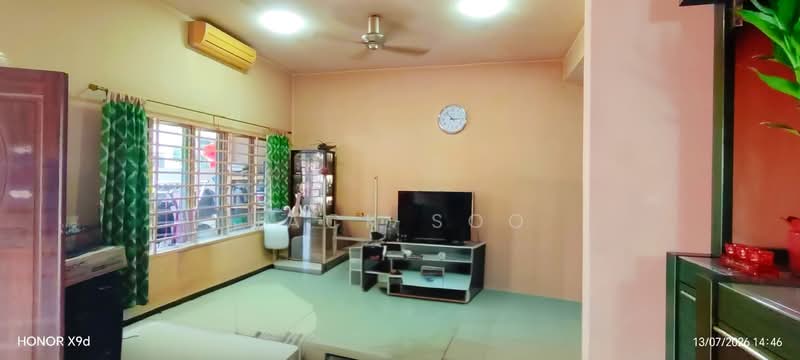 Rumah Teres 2 Tingkat untuk Dijual di Taman Damai Utama (Bandar Kinrara) - Jack Soo - Living Room - PropertyGuru.com.my
