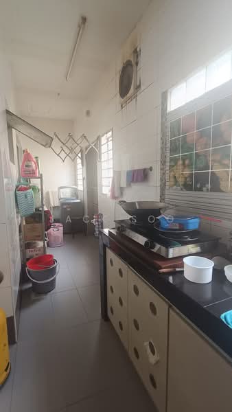 Rumah Teres 2 Tingkat untuk Dijual di Taman Damai Utama (Bandar Kinrara) - Jack Soo - Kitchen - PropertyGuru.com.my