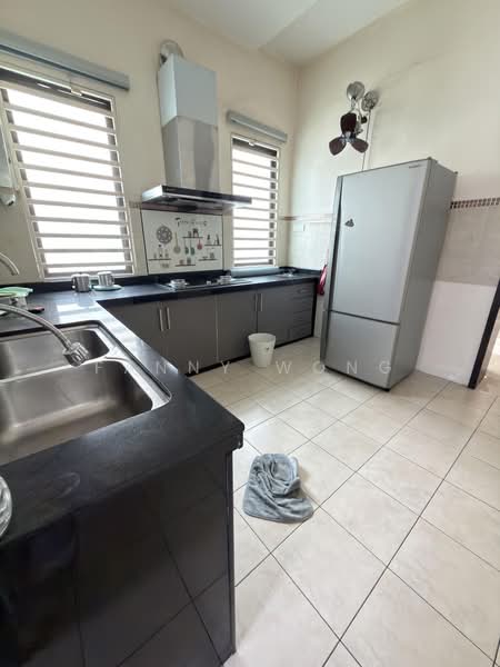3-storey Terraced House for Sale in Taman Desa Green (Jelutong) - Fanny Wong - Kitchen - PropertyGuru.com.my
