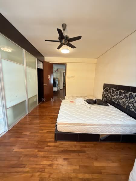 3-storey Terraced House for Sale in Taman Desa Green (Jelutong) - Fanny Wong - Bedroom - PropertyGuru.com.my