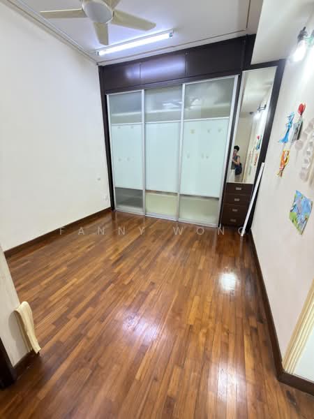 3-storey Terraced House for Sale in Taman Desa Green (Jelutong) - Fanny Wong - Interior - PropertyGuru.com.my