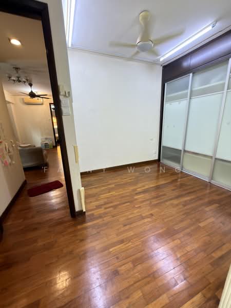 3-storey Terraced House for Sale in Taman Desa Green (Jelutong) - Fanny Wong - Interior - PropertyGuru.com.my