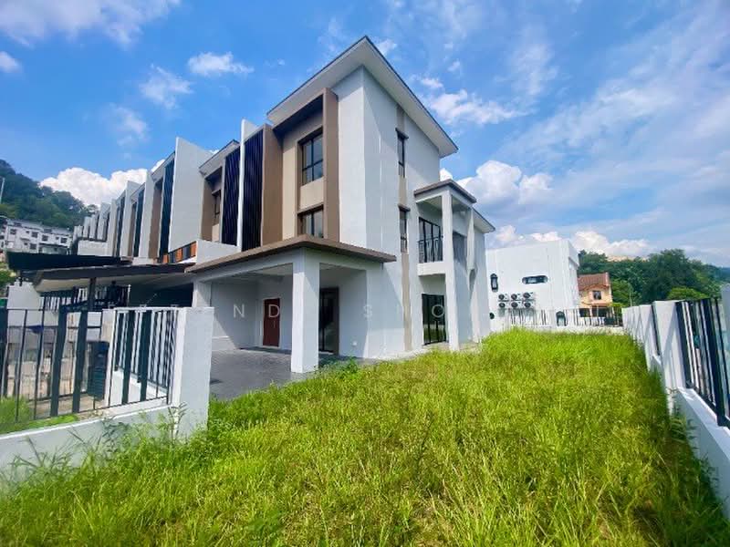 Rumah Teres 3 Tingkat untuk Dijual di Ampang (Selangor) - Effendy Shohaili - Exterior - PropertyGuru.com.my