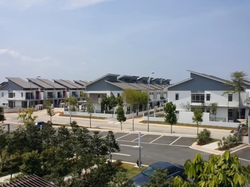2-storey Terraced House for Sale in Rawang (Selangor) - Hannee Tay - Exterior - PropertyGuru.com.my