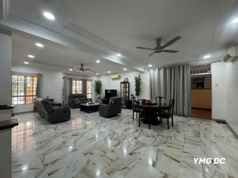 Semi-Detached House for Sale in Bandar Bukit Tinggi (Klang) - Joanne Pua - Living Room - PropertyGuru.com.my