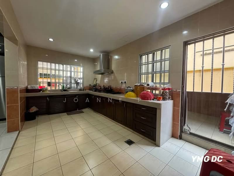 Semi-Detached House for Sale in Bandar Bukit Tinggi (Klang) - Joanne Pua - Kitchen - PropertyGuru.com.my