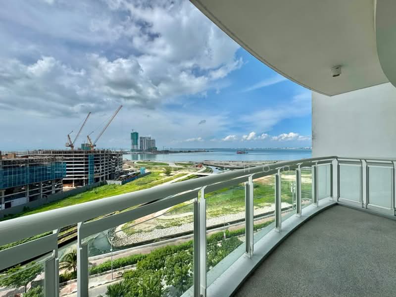 Kondominium untuk Dijual di Gurney Paragon - Marcus Choo - Balcony - PropertyGuru.com.my