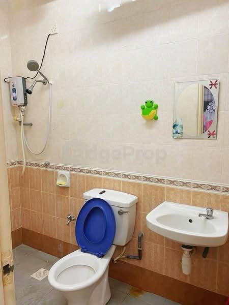 Pangsapuri untuk Dijual di Bistari Impian Apartment - Pauline Ng - Bathroom - PropertyGuru.com.my