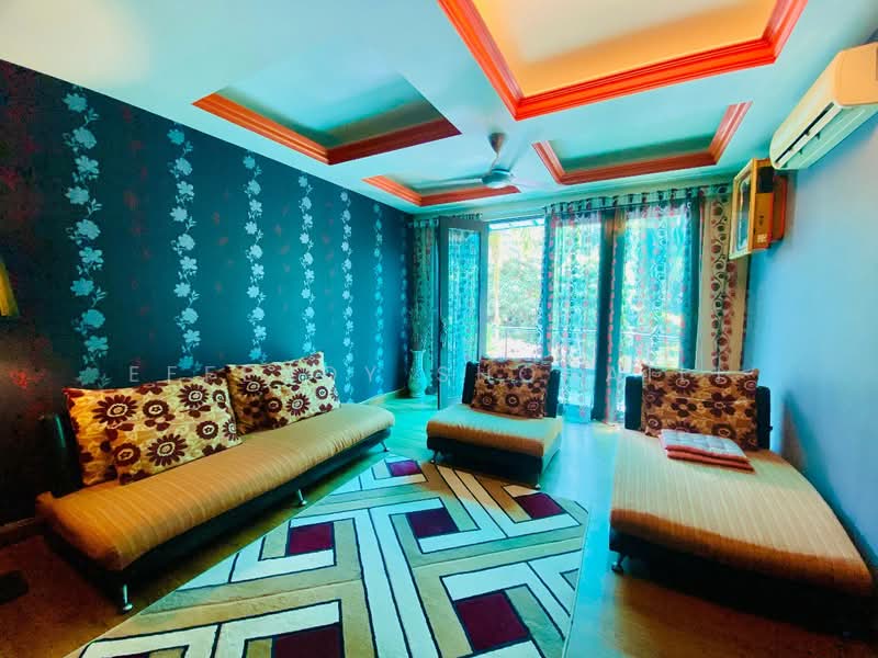 Rumah Teres 2.5 Tingkat untuk Dijual di Ampang (Selangor) - Effendy Shohaili - Living Room - PropertyGuru.com.my