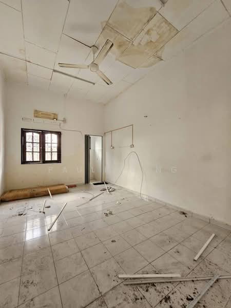 Commercial Bungalow for Rent in Taman Kebun Teh (Johor Bahru) - Pauline Ng - PropertyGuru.com.my