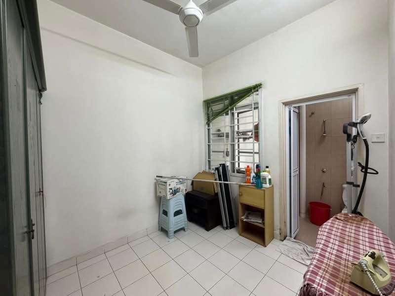 Rumah Teres 3 Tingkat untuk Dijual di Bandar Putra (Kulai) - Shishi . - PropertyGuru.com.my