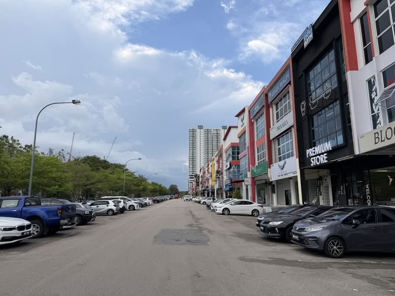 Shop / Office for Sale in Taman Mount Austin (Tebrau) - Well Tan - Exterior - PropertyGuru.com.my