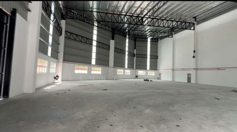Factory for Rent in Taman Perindustrian Senai (Senai) - Kenny Ong - Interior - PropertyGuru.com.my