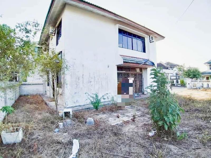 Semi-Detached House for Sale in Taman Johor Jaya (Johor Bahru) - Pauline Ng - Exterior - PropertyGuru.com.my