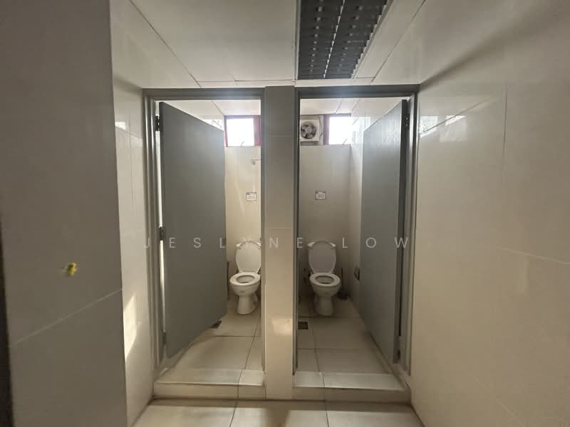 Office for Rent in Petaling Jaya (Selangor) - Jeslyne Low - Bathroom - PropertyGuru.com.my