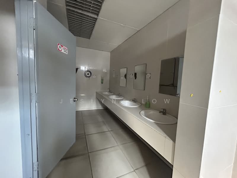 Office for Rent in Petaling Jaya (Selangor) - Jeslyne Low - Bathroom - PropertyGuru.com.my