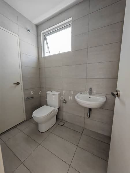 Terraced House for Sale in Kota Emerald (Rawang) - Katherine Leong - Bathroom - PropertyGuru.com.my