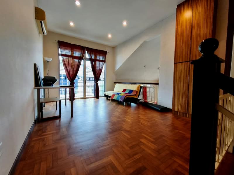 Rumah Berkembar untuk Dijual di Taman Pelangi Indah (Ulu Tiram) - Calvin Lee - PropertyGuru.com.my