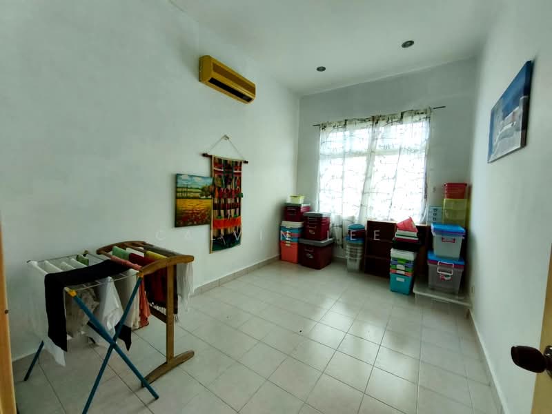 Rumah Berkembar untuk Dijual di Taman Pelangi Indah (Ulu Tiram) - Calvin Lee - PropertyGuru.com.my