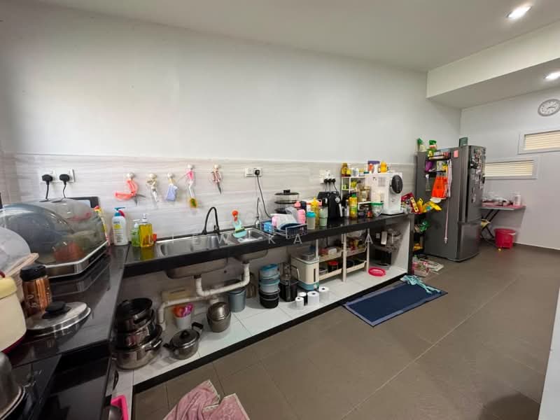 Rumah Teres 1.5 Tingkat untuk Dijual di Taman Pelangi Indah (Ulu Tiram) - LIEW KA LAI - PropertyGuru.com.my