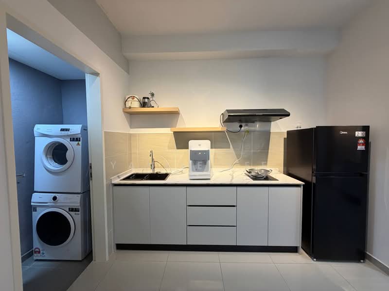 Service Residence for Rent at D'Clover Residences - Yanise Lee - Kitchen - PropertyGuru.com.my