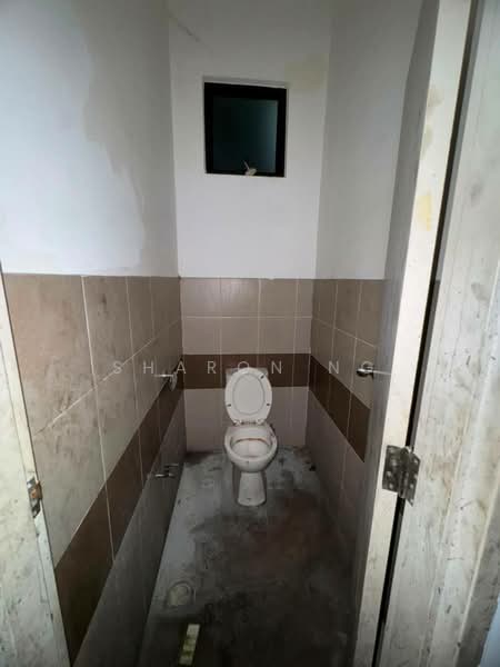Kedai untuk Dijual di Taman Industri Jaya (Skudai) - Sharon Ng - Bathroom - PropertyGuru.com.my