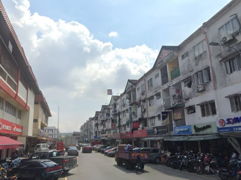 2-storey Terraced House for Sale in Serdang (Seri Kembangan) - Philip Chung - Exterior - PropertyGuru.com.my