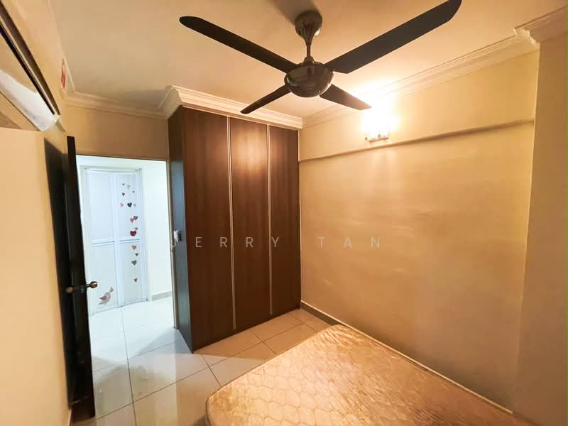 Apartment for Rent at Idaman Seroja - Jerry Tan - Bedroom - PropertyGuru.com.my