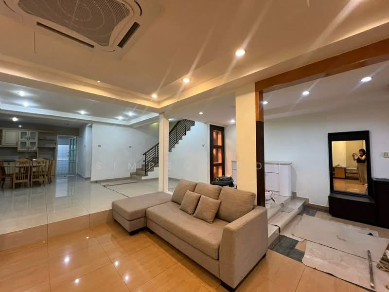 Rumah Berkembar untuk Disewa di Johor Bahru (Johor) - Simpson Poh - Living Room - PropertyGuru.com.my