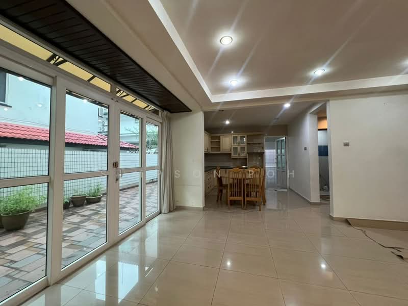 Rumah Berkembar untuk Disewa di Johor Bahru (Johor) - Simpson Poh - Living Room - PropertyGuru.com.my