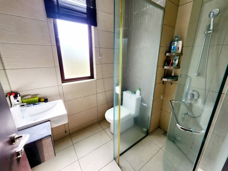 Rumah Berkembar untuk Dijual di Presint 8 (Putrajaya) - Abdul Razak - Bathroom - PropertyGuru.com.my