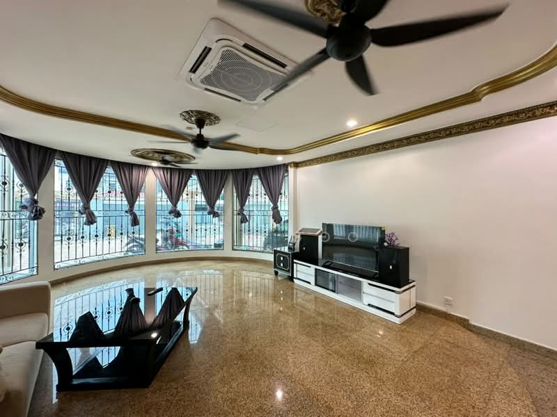 Bungalow for Rent in Cheras (Kuala Lumpur) - Hugo Gooi - Living Room - PropertyGuru.com.my