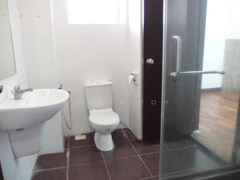 Kondominium untuk Dijual di Puteri Palma Condominiums - Darren Toh - Bathroom - PropertyGuru.com.my