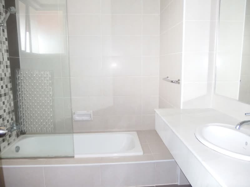 Kondominium untuk Dijual di Puteri Palma Condominiums - Darren Toh - Bathroom - PropertyGuru.com.my