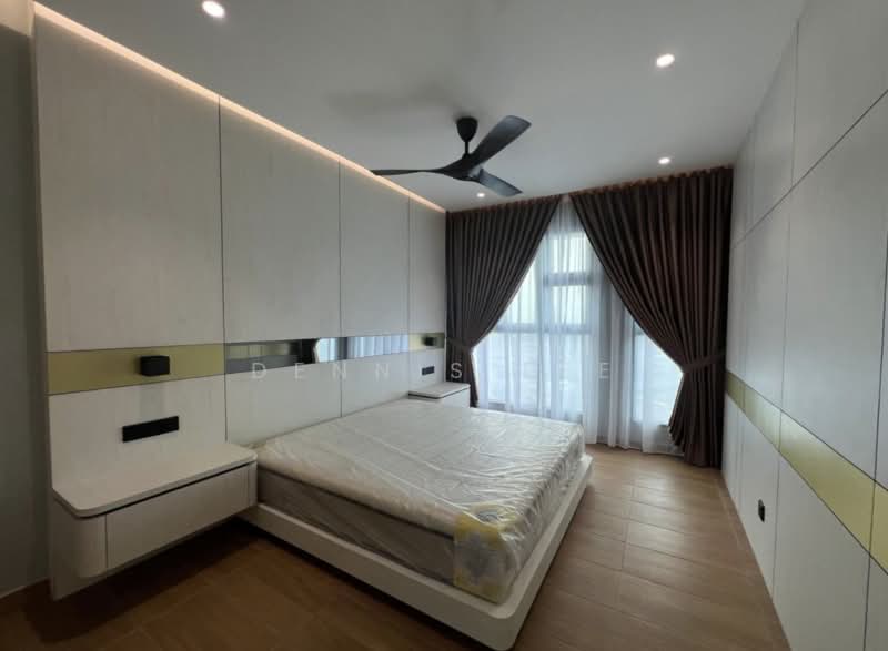 Kondominium untuk Dijual di R&F Princess Cove Phase 2-Seine Region - Dennis Lee - Bedroom - PropertyGuru.com.my