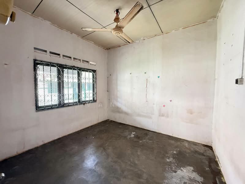 Rumah Teres 1 Tingkat untuk Dijual di Taman Merdeka (Batu Berendam) - Ivan Goh - PropertyGuru.com.my