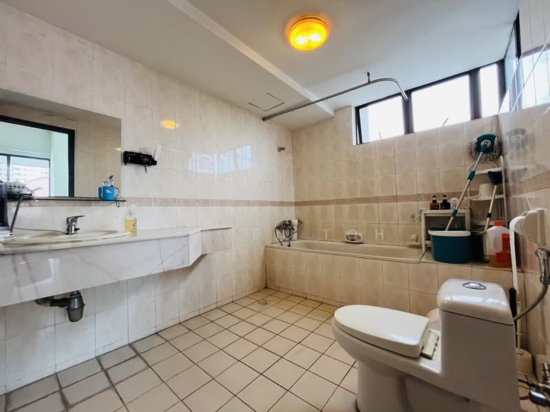 Kondominium untuk Dijual di Puteri Palma Condominiums - Darren Toh - Bathroom - PropertyGuru.com.my