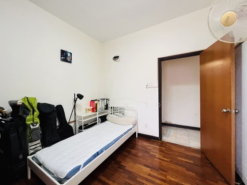 Kondominium untuk Dijual di Puteri Palma Condominiums - Darren Toh - Bedroom - PropertyGuru.com.my
