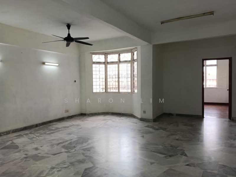 Pangsapuri untuk Disewa di Subang Perdana Goodyear Court 10 - Sharon Lim - Living Room - PropertyGuru.com.my