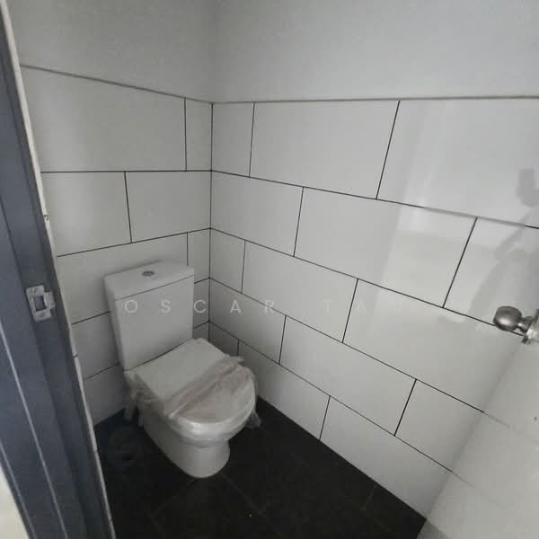 Shop for Rent in Jalan Ipoh (Kuala Lumpur) - Oscar Tan - Bathroom - PropertyGuru.com.my