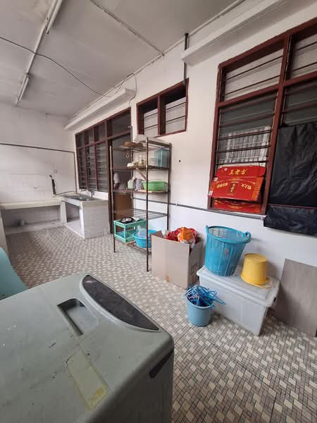 2-storey Terraced House for Sale in Taman Overseas Union (Taman Oug) (Jalan Klang Lama (Old Klang Road)) - Jackie Chong - Kitchen - PropertyGuru.com.my